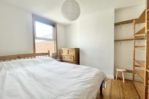 31 Buller Road, Exeter, EX4 1BZ