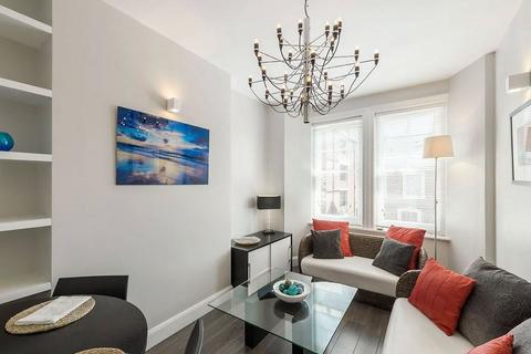 2 bedroom apartment for sale, Elm Park Mansions, Park Walk, London, SW10
