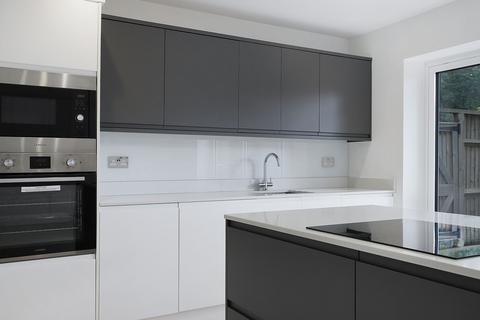 3 bedroom detached house for sale, Roding Lane, Buckhurst Hill, IG9