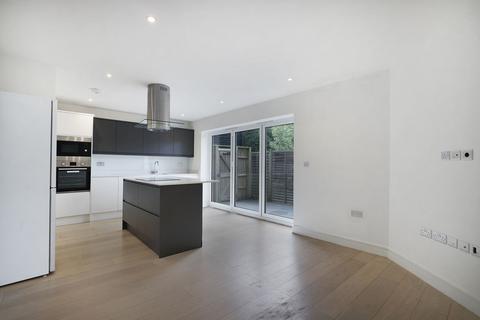 3 bedroom detached house for sale, Roding Lane, Buckhurst Hill, IG9