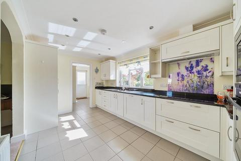 3 bedroom detached house for sale, Vicarage Lawns, Taunton TA3