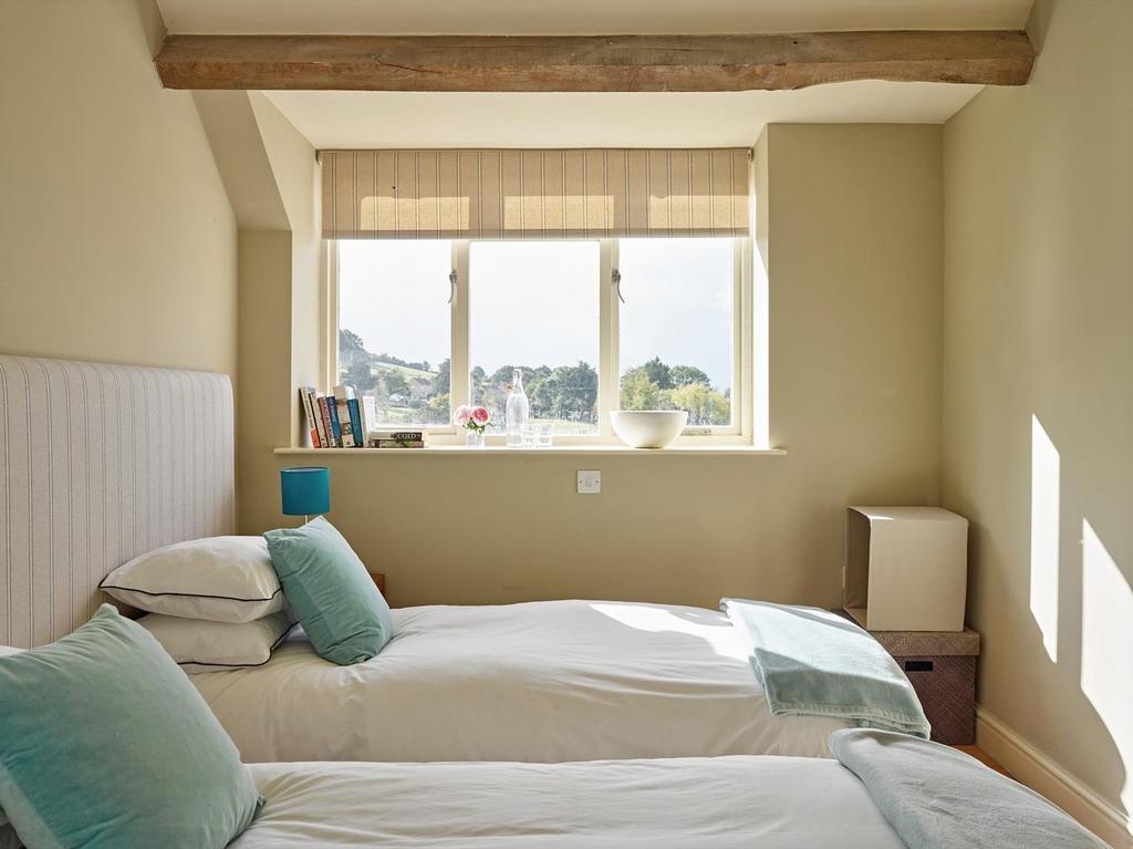 East Stoke House46009.jpg