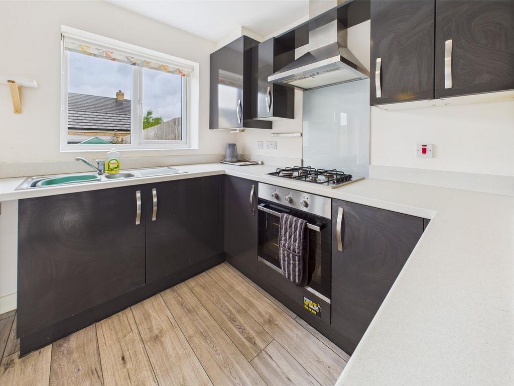 Kitchen / Dining