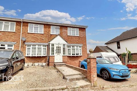 5 bedroom semi-detached house for sale, Falcon Gardens, Minster on sea