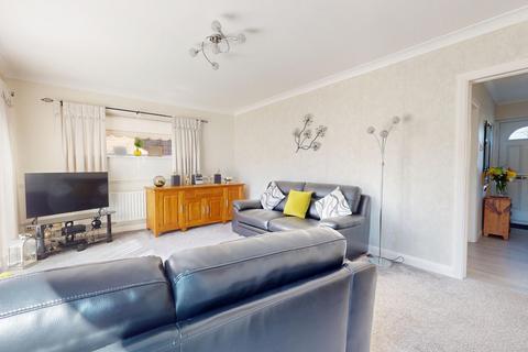3 bedroom end of terrace house for sale, Nickleby Road, Chalk, DA12