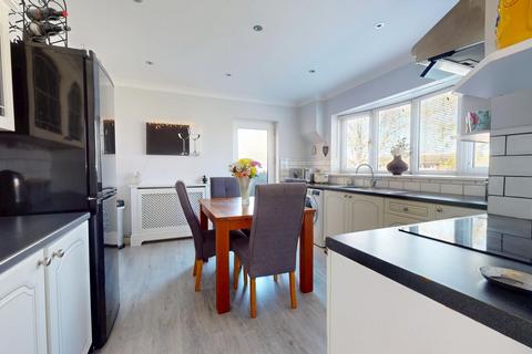 3 bedroom end of terrace house for sale, Nickleby Road, Chalk, DA12