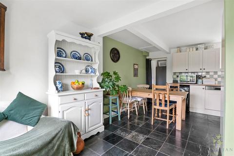 12 Glebe Road, Aston Somerville, Broadway, WR12 7JB