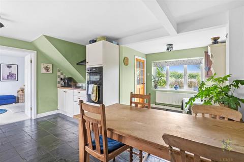 12 Glebe Road, Aston Somerville, Broadway, WR12 7JB