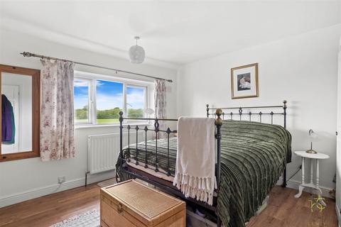 12 Glebe Road, Aston Somerville, Broadway, WR12 7JB