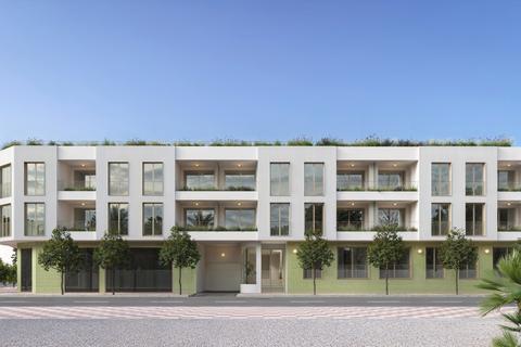 3 bedroom penthouse, Av. de la Paz, Spain