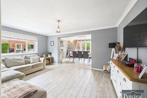 3 bedroom link detached house for sale, Kemsley Road, Earls Colne, Colchester, Essex, CO6