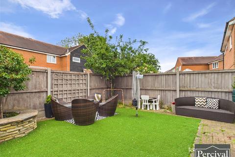 15 Kemsley Road, Earls Colne, Colchester, CO6 2NU