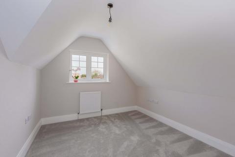 4 bedroom townhouse for sale, Cobblers Close, Farnham Royal SL2