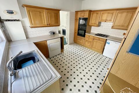 18 Burcombe Road, Bournemouth, BH10 5JT