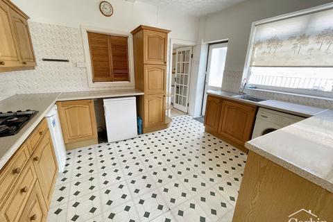 18 Burcombe Road, Bournemouth, BH10 5JT