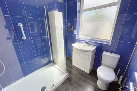 18 Burcombe Road, Bournemouth, BH10 5JT