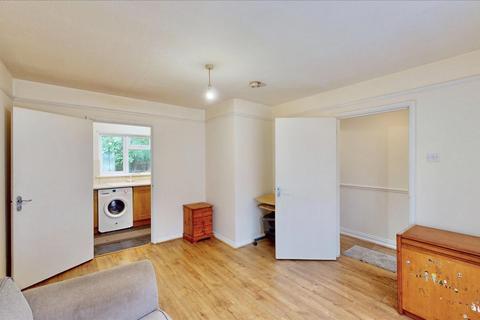 2 bedroom flat for sale, Bexley Gardens, Chadwell Heath