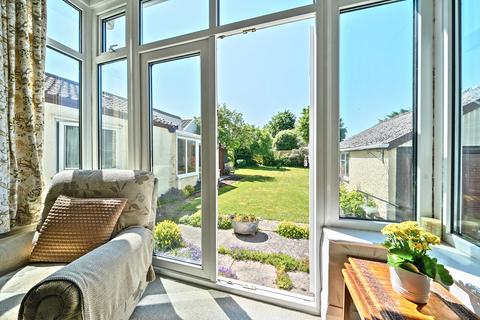 4 bedroom semi-detached house for sale, Shirehampton Road, Stoke Bishop, Bristol, BS9