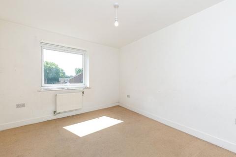 10 Baywillow Avenue, Carshalton, SM5 2AX