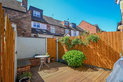 2 bedroom end of terrace house for sale, 8 Cliff Road, Bridgnorth