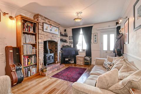 2 bedroom end of terrace house for sale, 8 Cliff Road, Bridgnorth