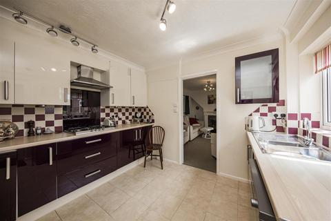 4 bedroom terraced house for sale, Ewell Avenue, West Malling ME19