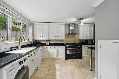 3 Dovecot Close, Wheldrake, York, YO19 6ND