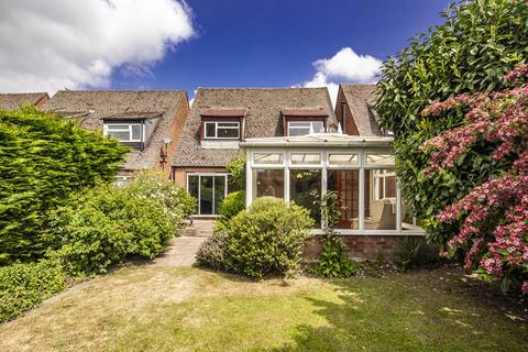 21 West Chiltern, Woodcote, RG8