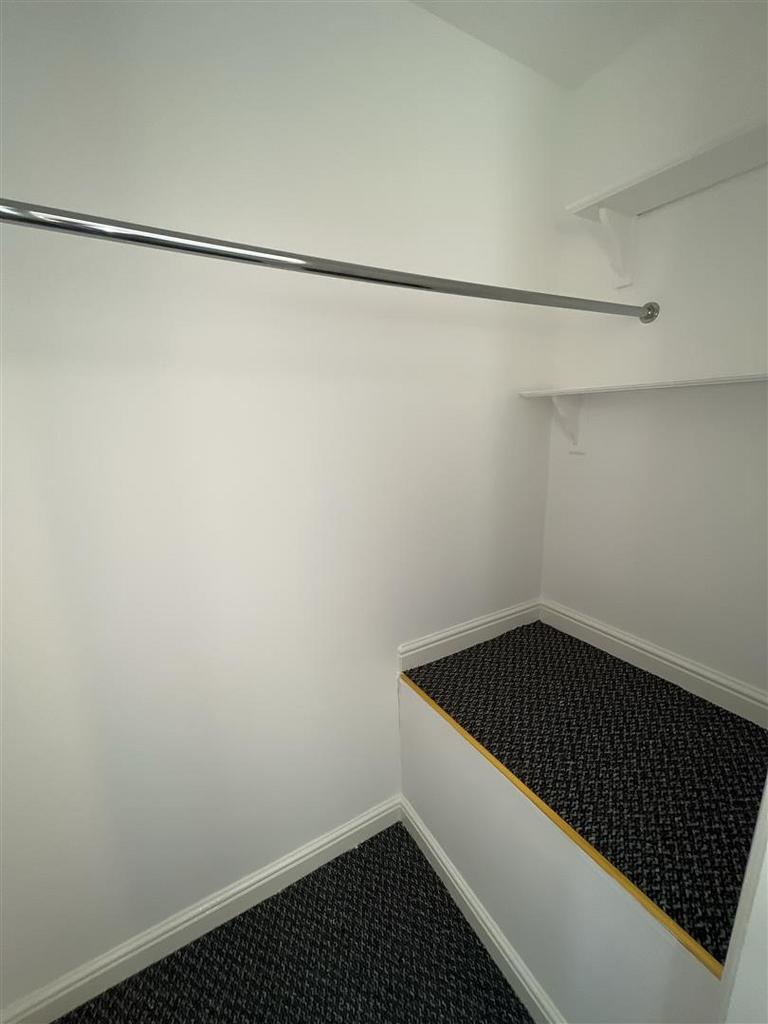 Tc 02820.jpg