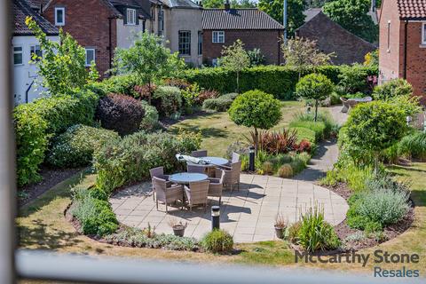 2 bedroom apartment for sale, Tickhill Road, Bawtry, Doncaster