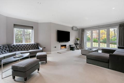 5 Bellridge Place, Knotty Green, Beaconsfield, HP9 2DN