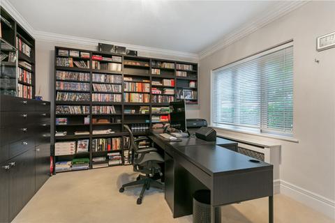 5 Bellridge Place, Knotty Green, Beaconsfield, HP9 2DN