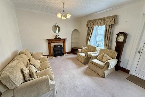 3 bedroom end of terrace house for sale, Regent Street, Aberaeron