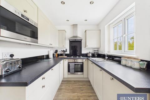 2 bedroom detached house for sale, Seaford Avenue, The Bay, Filey