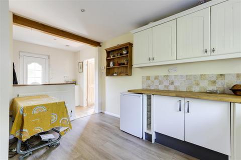 3 bedroom semi-detached house for sale, Henley Rise, Sherwood NG5
