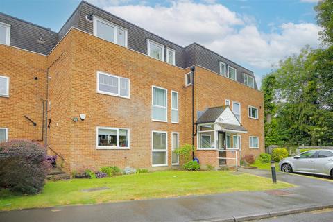 10 William Covell Close, Enfield, EN2 8HP