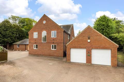 5 bedroom detached house for sale, Kneesworth Street, Royston SG8