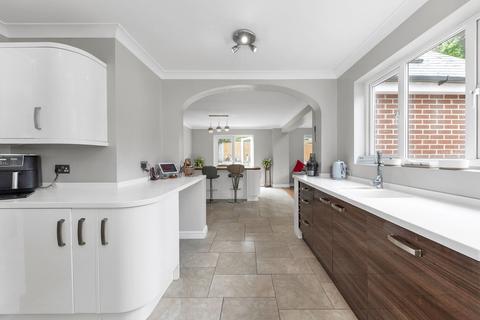 5 bedroom detached house for sale, Kneesworth Street, Royston SG8