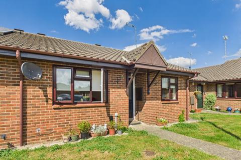 2 bedroom terraced bungalow for sale, Wisbeys Yard, Haslingfield