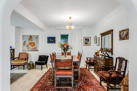 undefined, Ridgeway Gardens, Highgate