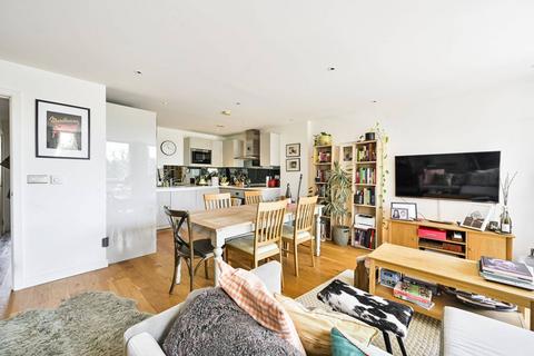 2 bedroom flat for sale, Goldhawk Road, Shepherd's Bush, London, W12