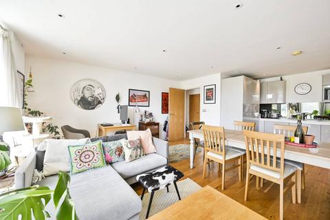2 bedroom flat for sale, Goldhawk Road, Shepherd's Bush, London, W12