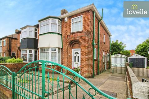3 bedroom semi-detached house for sale, Cartledge Avenue, Grimsby DN32