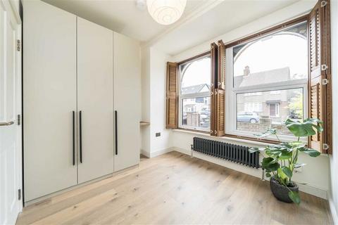 26a Verdant Lane, London, SE6 1LF