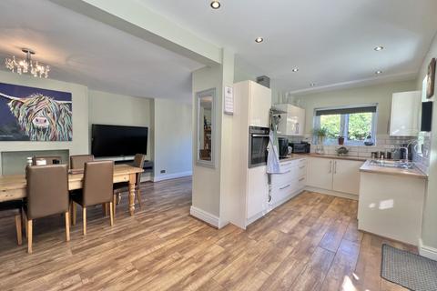 3 bedroom semi-detached house for sale, Devonshire Road, North Shore FY2