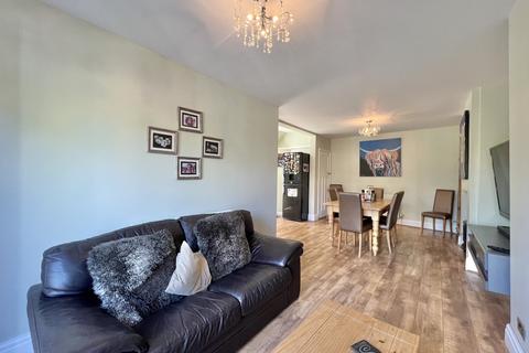 3 bedroom semi-detached house for sale, Devonshire Road, North Shore FY2