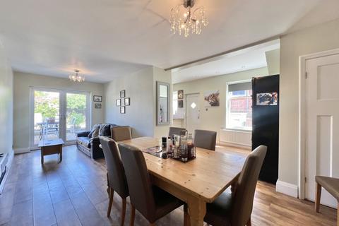 3 bedroom semi-detached house for sale, Devonshire Road, North Shore FY2
