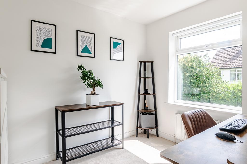 Bedroom2a