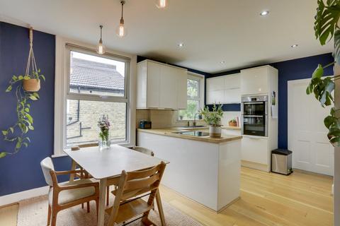 111 Mount Pleasant Road, London, SE13 6HX