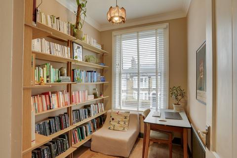 111 Mount Pleasant Road, London, SE13 6HX